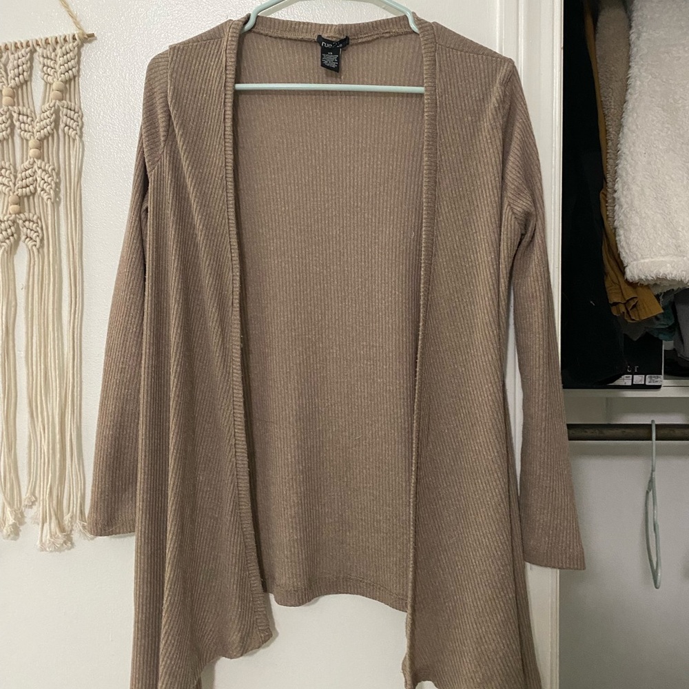 RUE21- beige cardigan